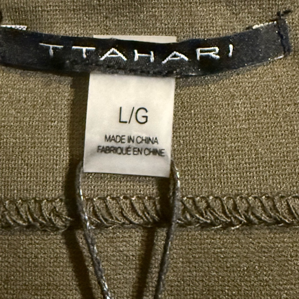 NWT - T Tahari Classic Khaki Pencil Skirt - Size L - Picture 2 of 11